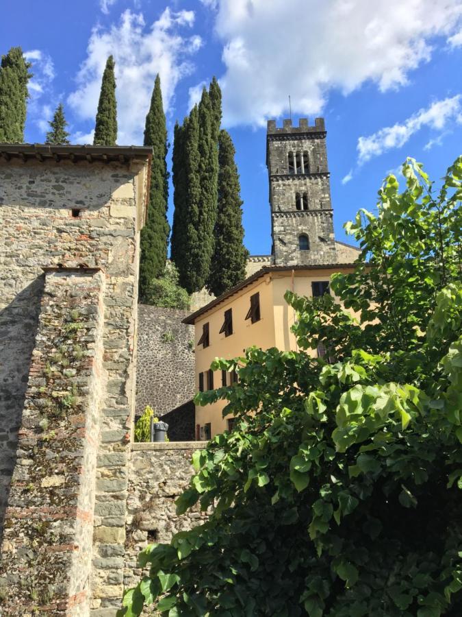 Barga Lucca Centro Storico Con Giardino Apartman Kültér fotó